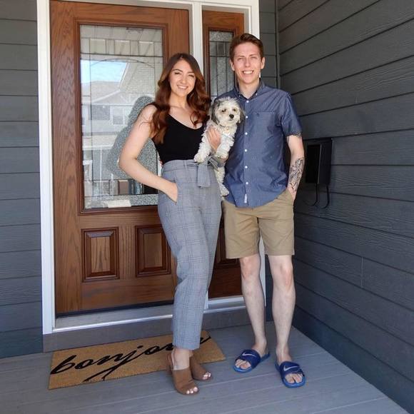 Meet your Posher, Britany - Picture 1 of 1